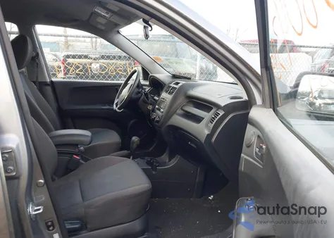 2010 Kia Sportage Lx z USA, uszkodzony, nr VIN KNDKG3A49A7728075